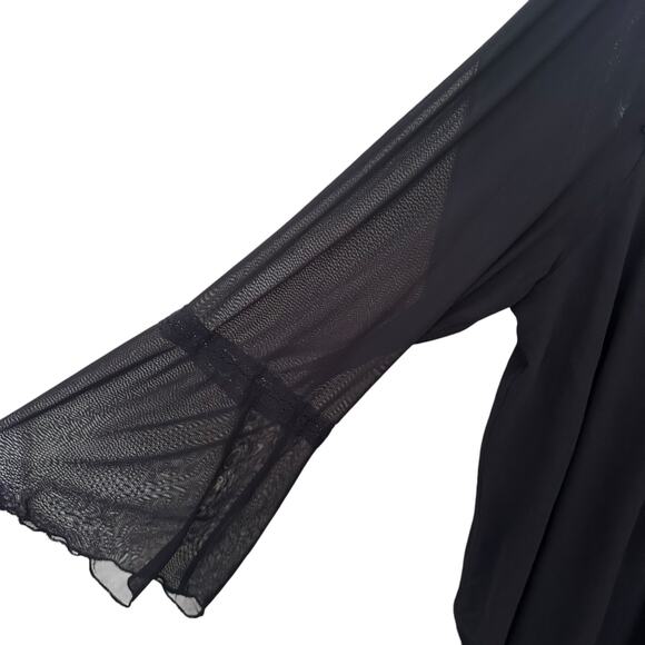 Ultra Pink Plus Size 3X Black Blouse Trumpet Sleeve Flowy - Picture 4 of 13